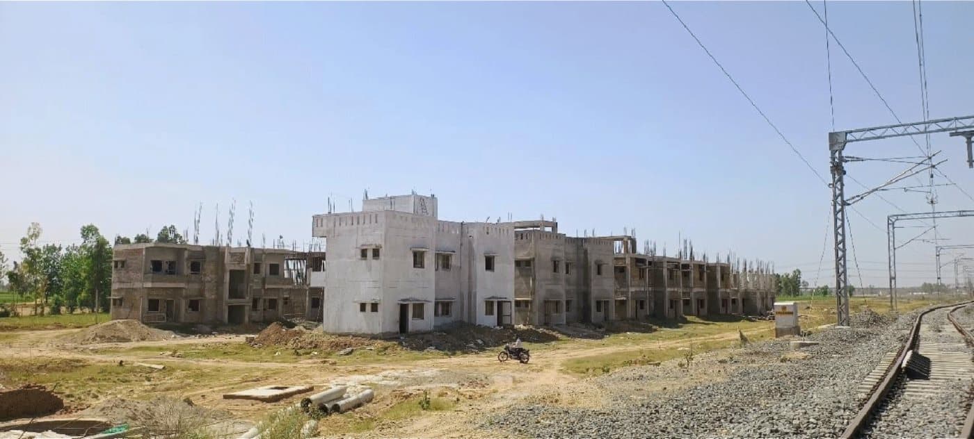 DFCC corridor station building & staff colony
